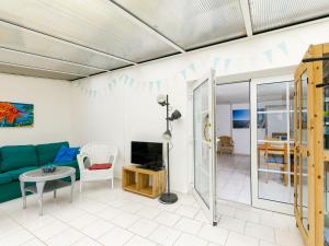 Holiday Home Usedomer Seekiste by Interhome