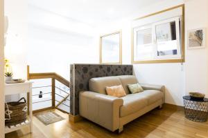 ARROLA by Smiling Rentals