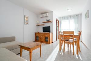 Hauzify I Apartaments Blue Riviera