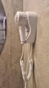 Uno Flats - By EasyHost