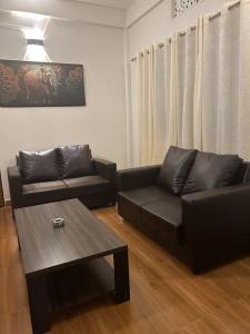 Brindalay 2-Apt in Heart of Tsk!
