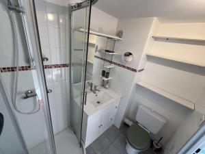 T2 avec Climatisation, Piscine, Box Privé - FR-1-702-6