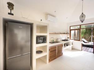 Stylish 2bdr poolvilla Centre Seminyak