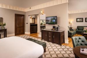 Junior Suite room in Lough Eske Castle