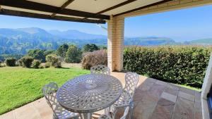 Daneswold Country Cottage and Manor House