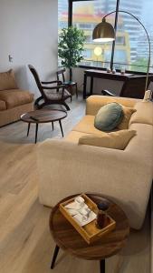 Depto San Martín a pasos Muelle con estacionamient