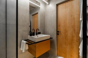 Hotel MiraMar smart room