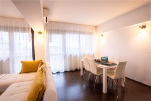 Downtown Heaven┃Ultracentral