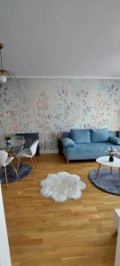 Luxury new apartament private parking self check in