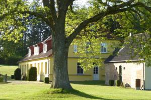 Gut Rattelvitz - Galerie West