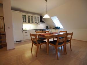 Gut Rattelvitz - Galerie West