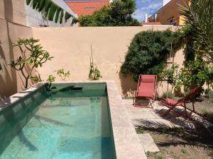 Junqueira Gardens - Casa Antiga Jardim e Piscina