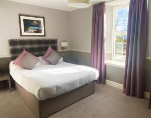 Double Room with Sea View room in Balmacara Hotel
