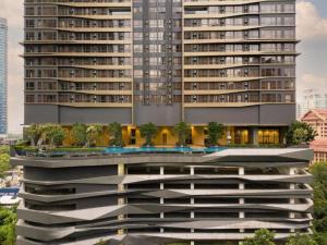 8 Kia Peng Suites KLCC by Luna