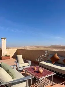 Unique Villa dans le desert d'Agafay avec Petit déjeuner et Diner inclus - Guemassa