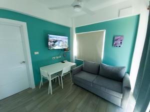 2JA Management Group - Condos White Hill