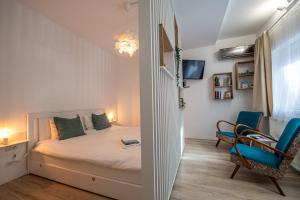 Dulcineea Downtown Garden Studio