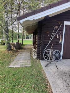 Viesu un ciemiņu brīvdienu māja Villa VĒJROZES