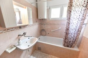 Apartments by the sea Seline, Paklenica - 6564