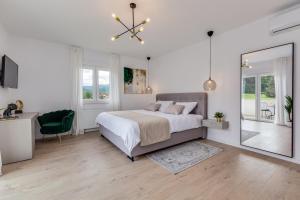 Apartments and rooms with parking space Grabovac, Plitvice - 21931