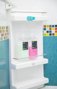 Hello Host - yellow room