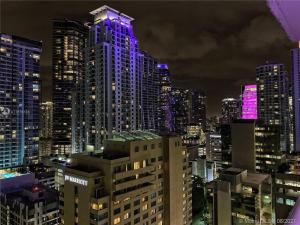 Downtown Miami Brickell Bay & Pool View 4 Bedrooms