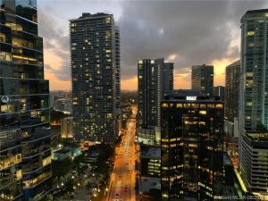 Downtown Miami Brickell Bay & Pool View 4 Bedrooms