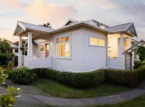 Villa near CBD and Globox Arena - Claudelands