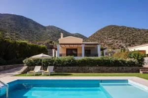 Real Dream Villas, Cretan Gems with SeaViews, By ThinkVilla - Pasalítai