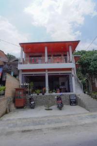 Tobay Family Home