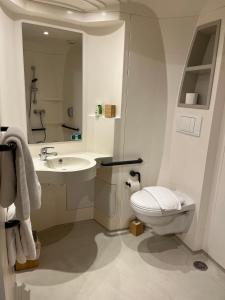 Hotels Brit Hotel La Bonne Etape : photos des chambres