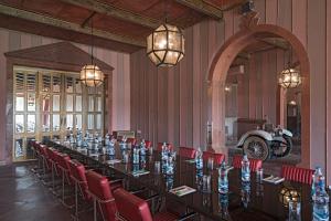Raj Niwas Palace