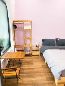 Phòng Đôi Loại Sang (Deluxe Double Room)