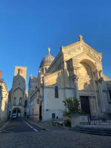 TOURS quartier halles 70m2
