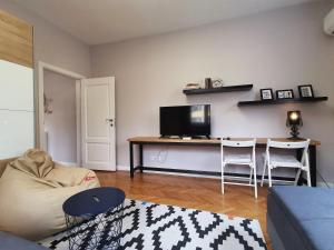 Beautifully Decorated Functional Apartment