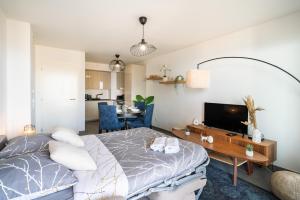 5mn Monaco - Terrasse - Vue mer - Parking - BD