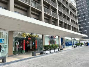 DYNASTEL SHORE 635 MOA Pasay Staycation