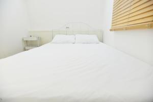 Phòng Có Giường Cỡ Queen (Queen Room)