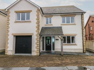 Llygad Y Lleuad Moon