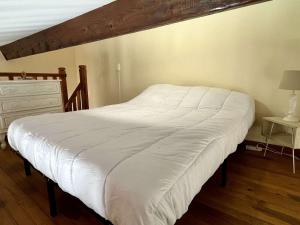 Appartements Appartement 4 pers, calme, proche mer, parking prive, clim, loggia, incluant menage fin de sejour - FR-1-225-763 : photos des chambres