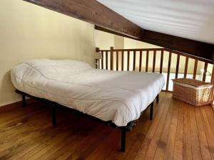 Appartements Appartement 4 pers, calme, proche mer, parking prive, clim, loggia, incluant menage fin de sejour - FR-1-225-763 : photos des chambres