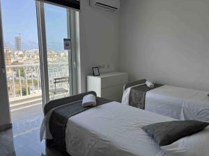 F12 Modern and Bright Apartment in Malta