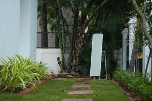 Palace Hostel by Borrbo