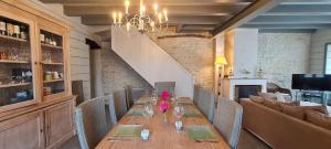 Villas Magnifique maison de village rhetaise : photos des chambres