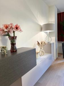 Urbanstay Suites Grand Place Luxury Apartment