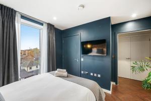 1 Bed Executive Apartment near Kings Cross & Camden FREE WIFI by City Stay Aparts London