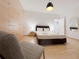 Marnis Spacious 105 sqm apt in Athens