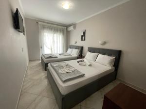 Quadruple Room with Balcony room in Studios Megas Alexandros