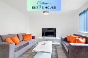 Modern 5 Bedroom 3 Bathroom Serviced House Aylesbury with parking By 360Stays - Marsworth