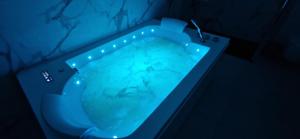 Lescapade Passionnée-Balnéo-Clim-Maison moderne